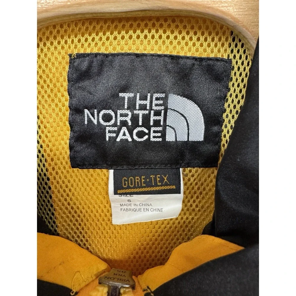 North Face Gore-Tex‎ Jacket Yellow Vintage TNF Men's Size Small NO HOOD READ